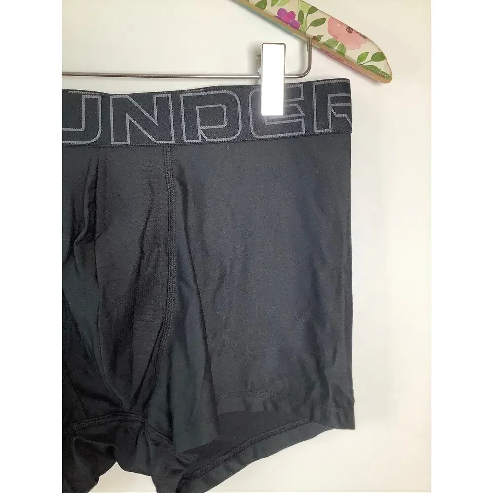 Under Armour Men's Medium Black Performance Tech 3